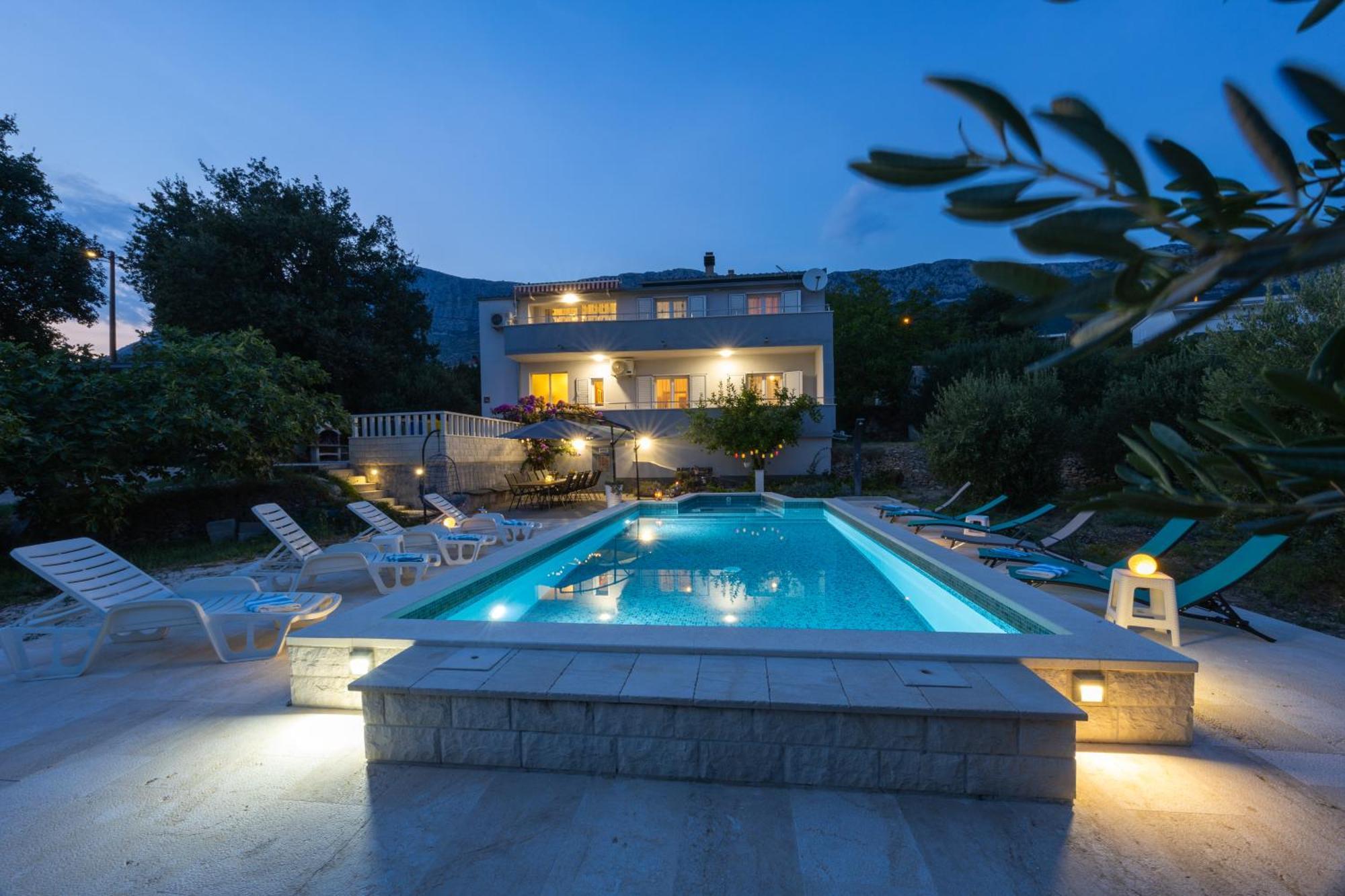 Casa Felice Apartments-Holiday Home Kastela Bagian luar foto