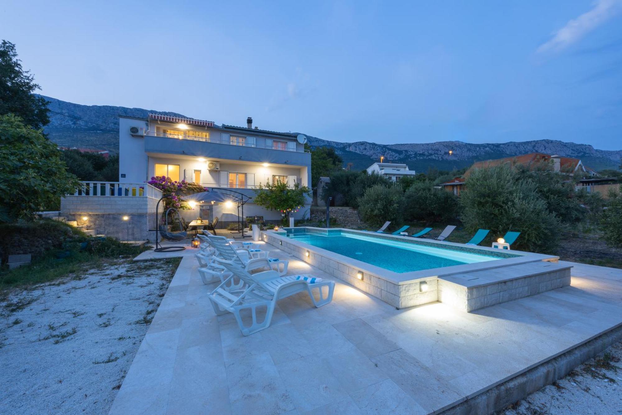 Casa Felice Apartments-Holiday Home Kastela Bagian luar foto