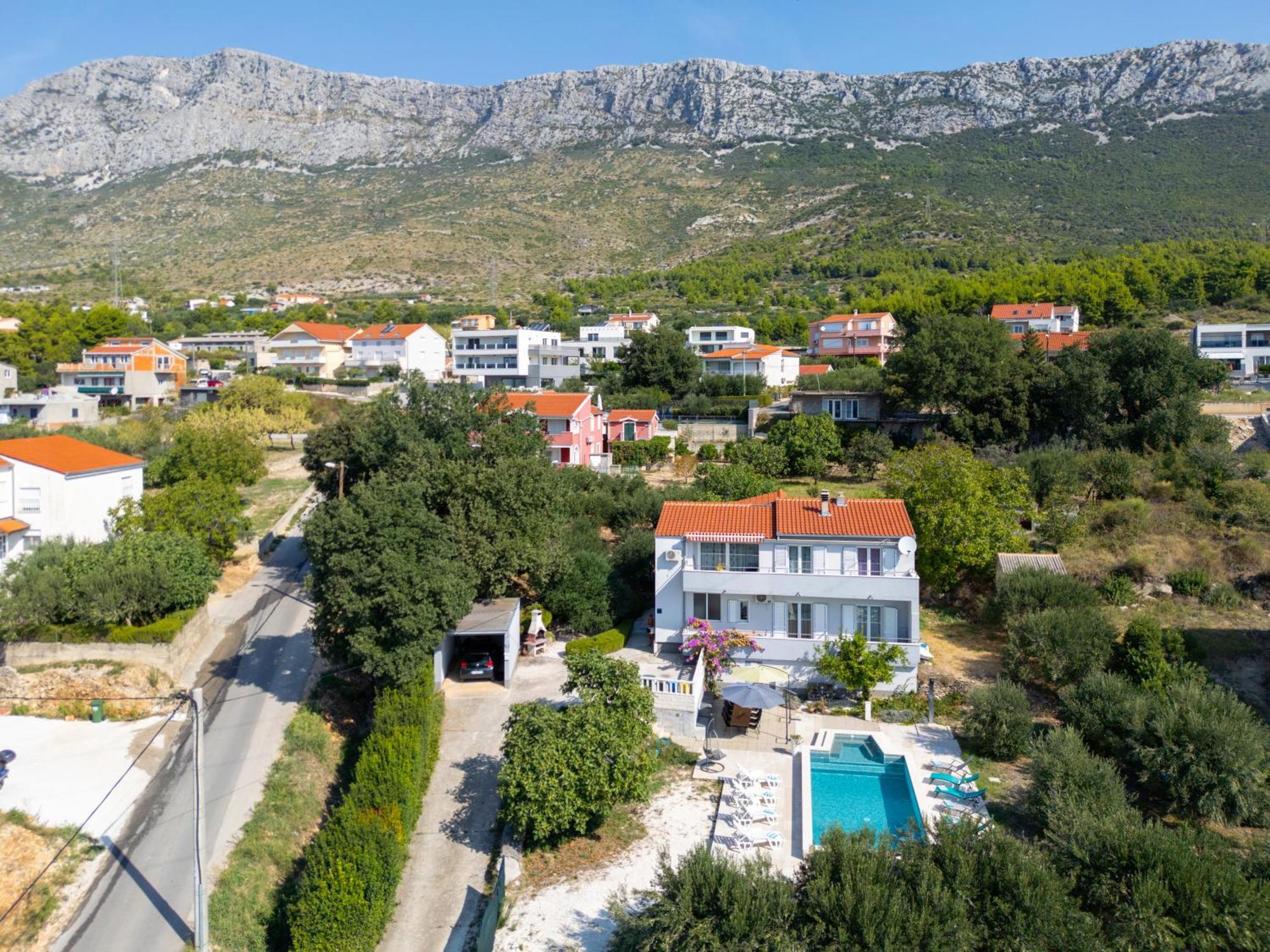 Casa Felice Apartments-Holiday Home Kastela Bagian luar foto