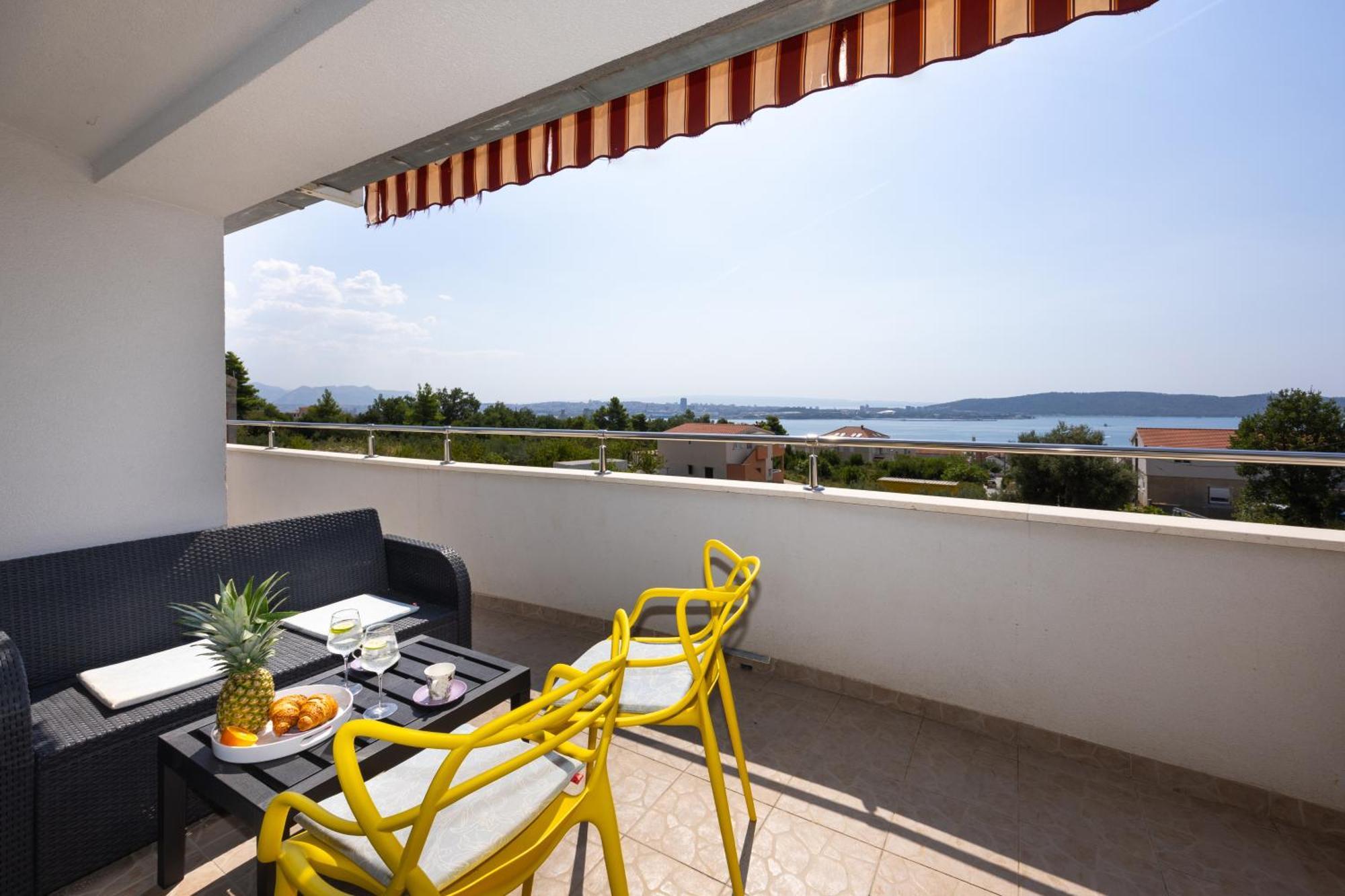 Casa Felice Apartments-Holiday Home Kastela Bagian luar foto