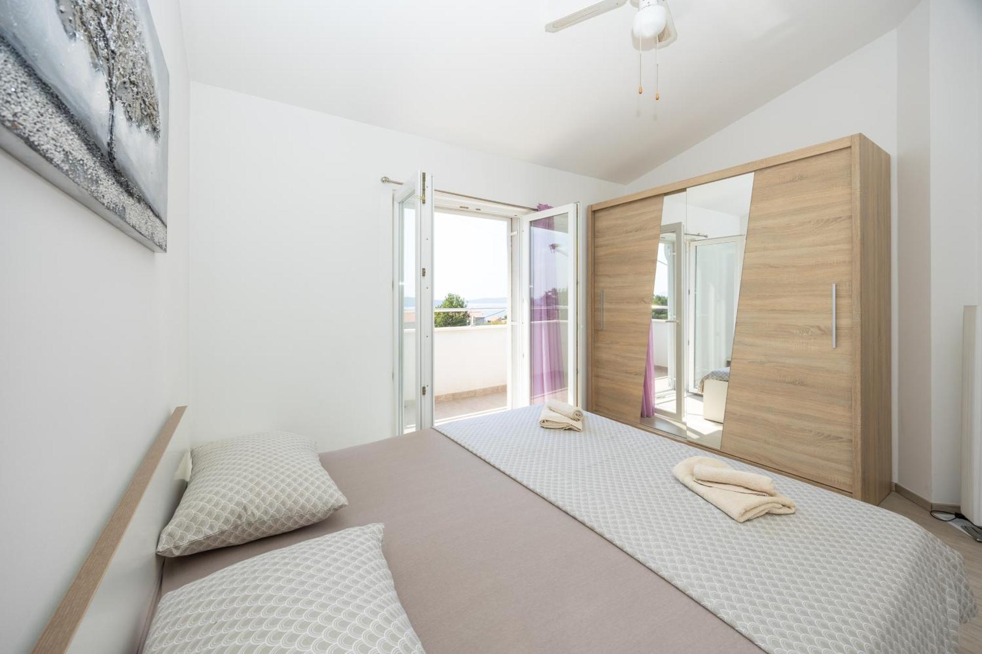 Casa Felice Apartments-Holiday Home Kastela Bagian luar foto