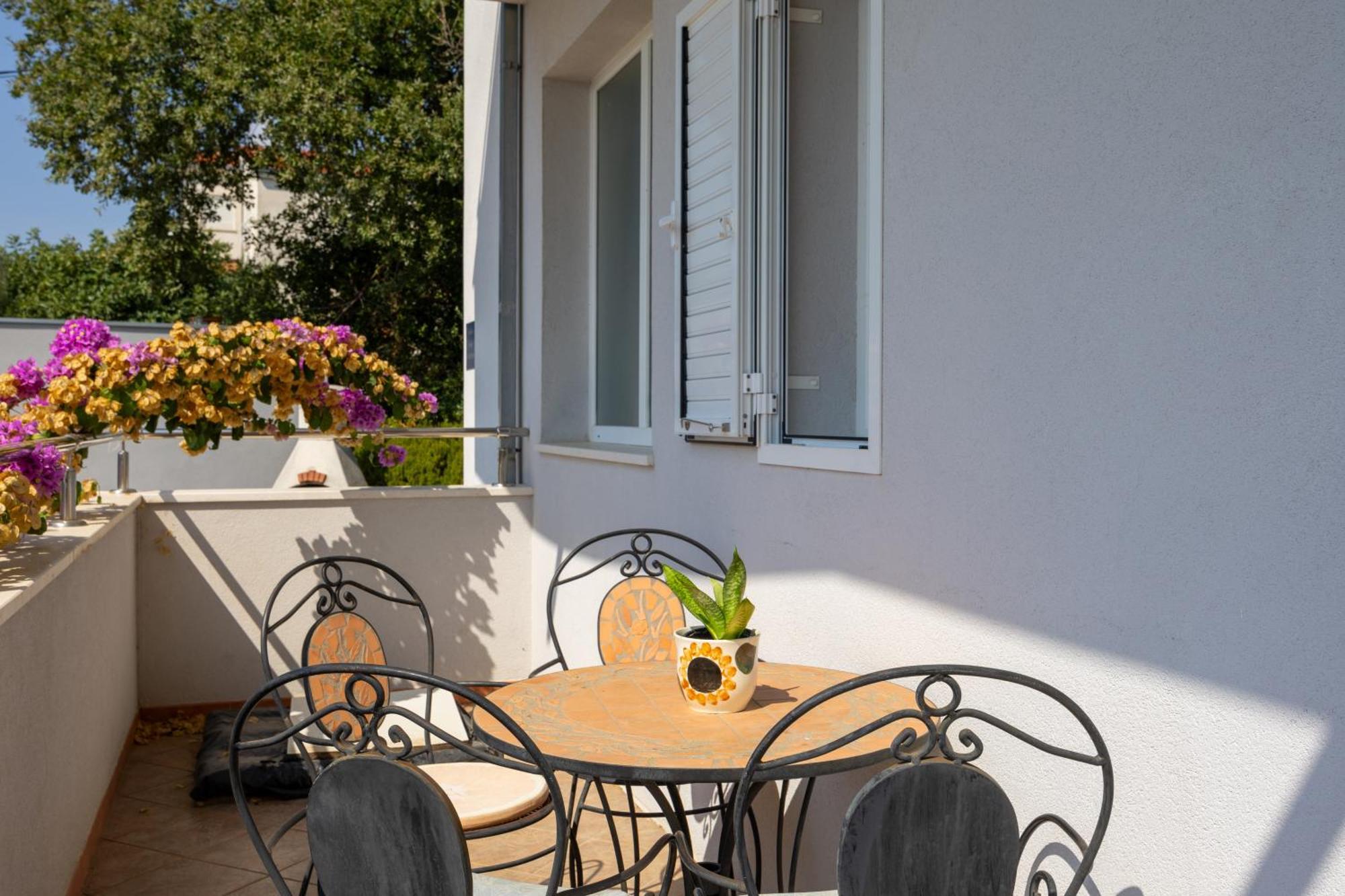Casa Felice Apartments-Holiday Home Kastela Bagian luar foto