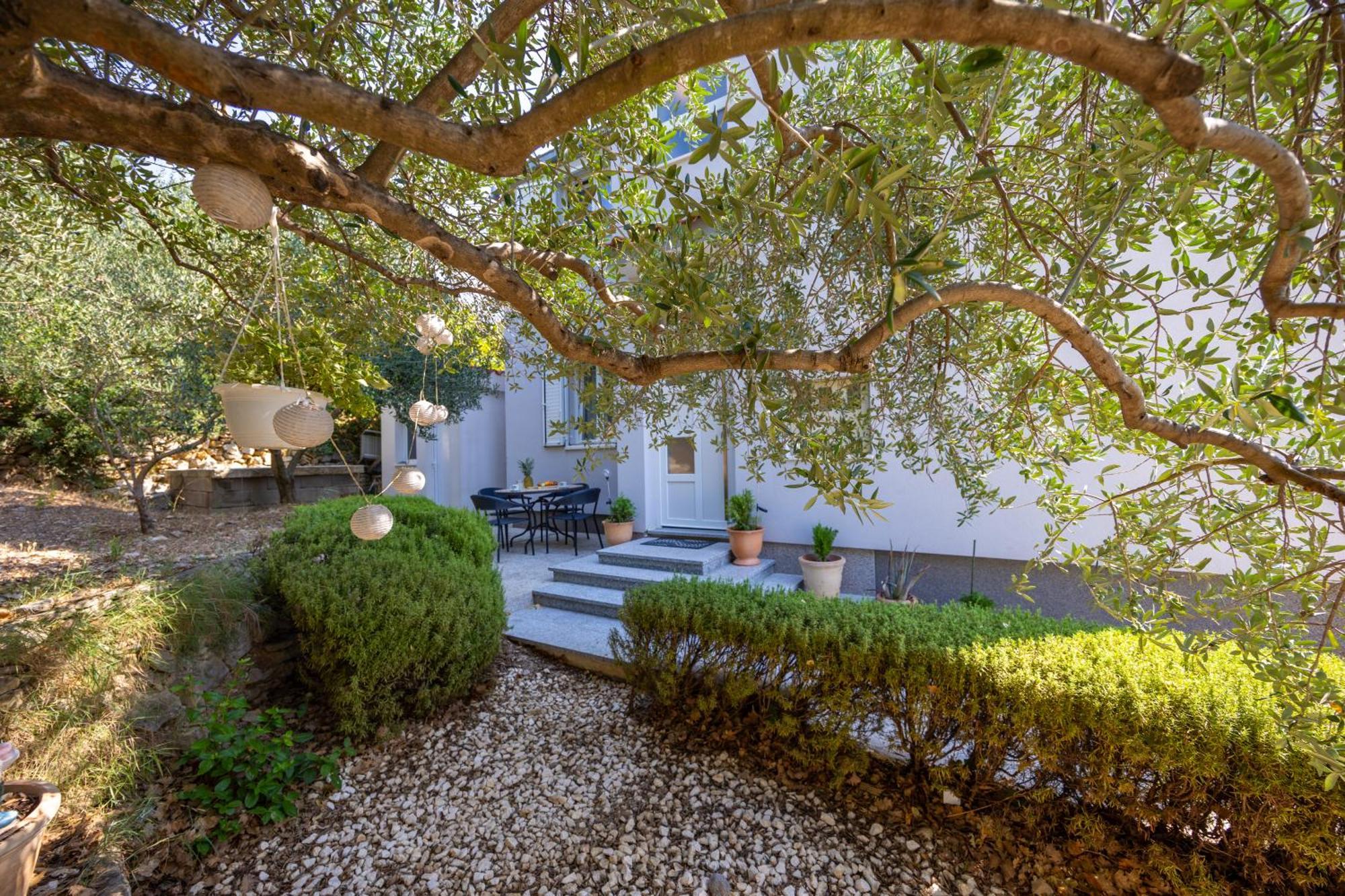 Casa Felice Apartments-Holiday Home Kastela Bagian luar foto