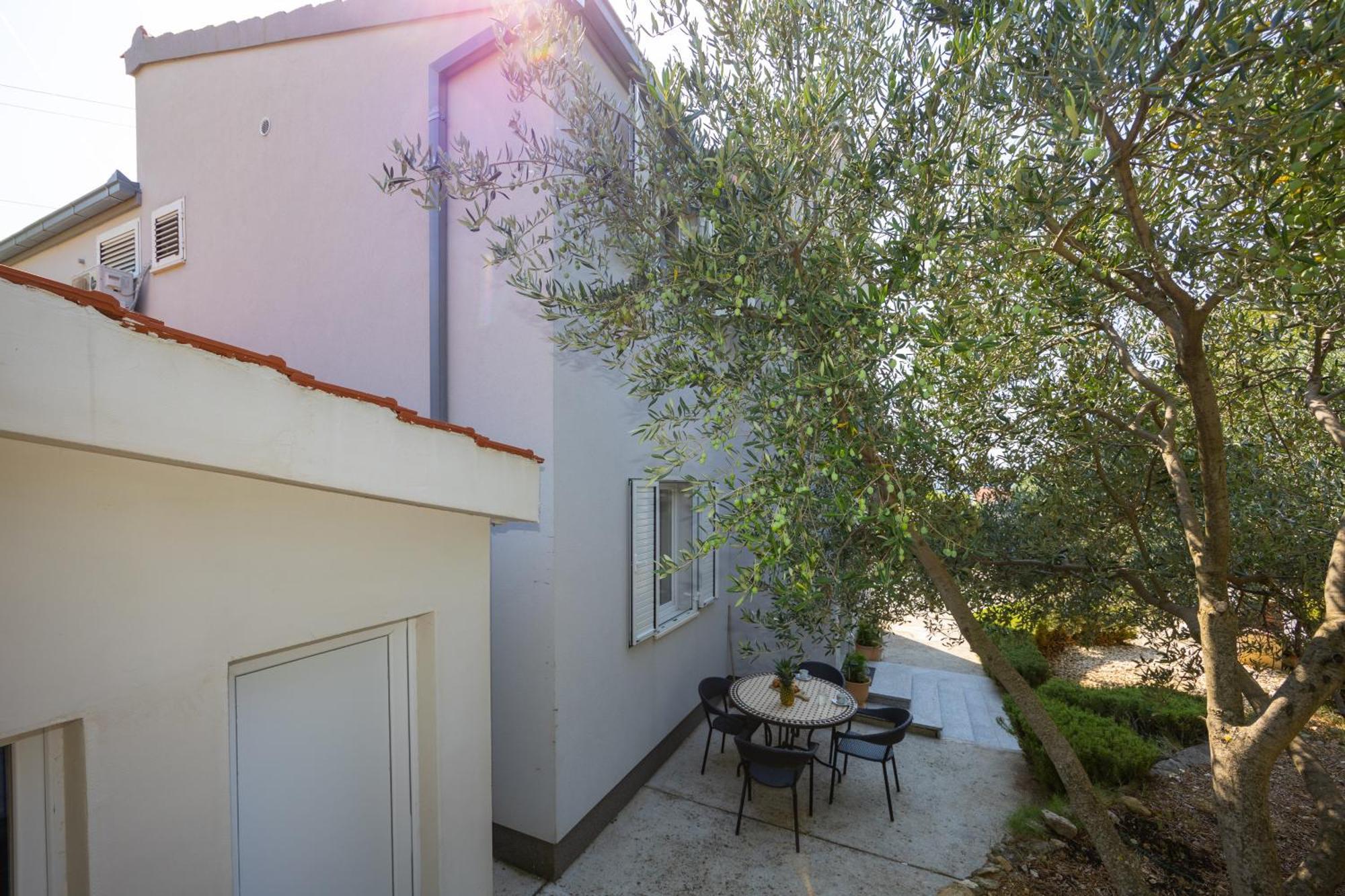 Casa Felice Apartments-Holiday Home Kastela Bagian luar foto